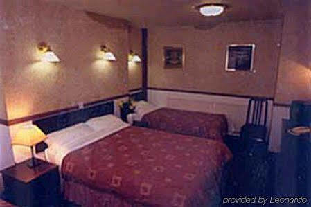 Four Stars Hotel Лондон Екстер'єр фото